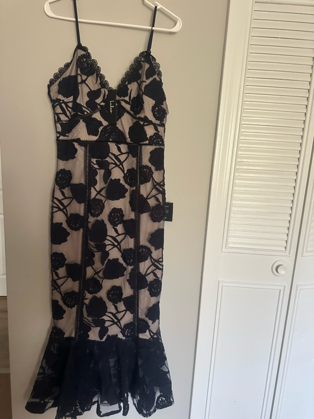 Lulus Adoring You blue Floral Lace Applique Mermaid Midi
Dress